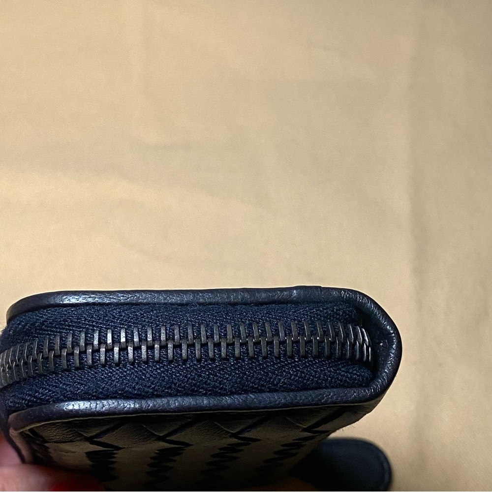 Bottega Veneta Zipped Card Case - Picture 10 of 15